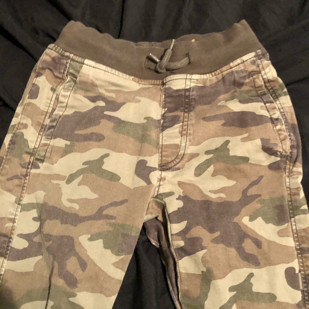 Abercrombie Pants for Boys: 🚨3 for $21